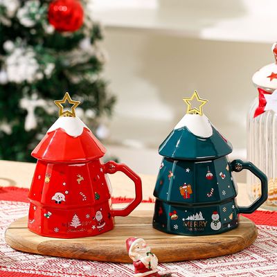 Nachhaltige Knochen-Keramik-Mug-Geschenk-Box Set mit Deckel Löffel Kreatives Weihnachtsbaum Design