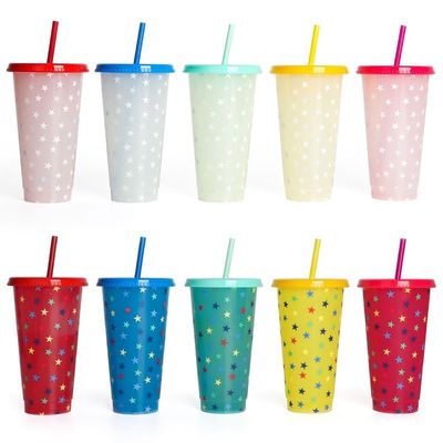 MUGS 24OZ BPA-freie Plastik-Getränke mit Farbwechselbechern, Deckel und Stroh