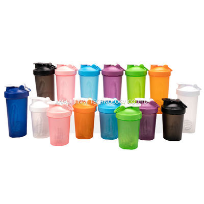 400 ml BPA-freie Kunststoff-Sport-Protein-Pulvermisch-Schütteln-Wasserbecher mit Skala und Deckel