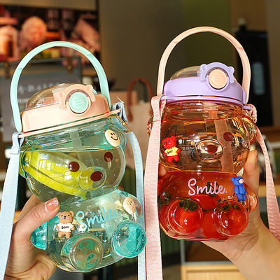 Neueste große Kessel Wasserflasche mit Stroh für Studenten im Sommer Cute Stil
