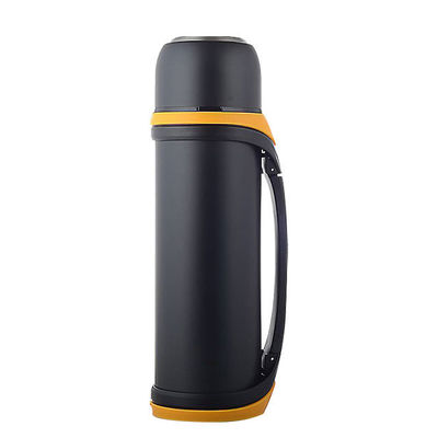 Sport-Design Großkapazität 2QT 64oz Vakuum Isolierte Flasche mit Tasse für heiße Getränke