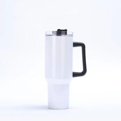 Wiederverwendbare Edelstahl-Tumbler Farbwagenbecher Tumbler mit Griff und Strohdeckel
