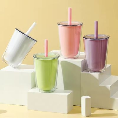 TOUR Doppelwandflasche aus Plastik mit Stroh