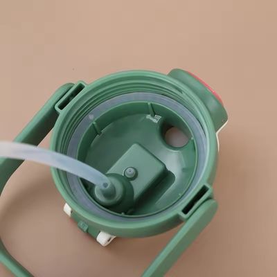 Zeichentrickfilm-Design 800ml Big Belly Cup Isoliert Kind Süßes Vakuum Flaschen Thermos mit Stroh