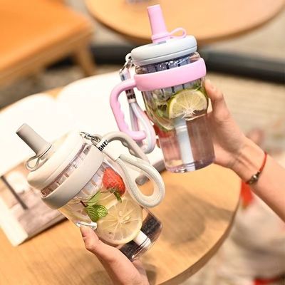 680 ml Plastikflasche Portable Outdoor-Reise-Saftflasche für Erwachsene auf Campingtouren