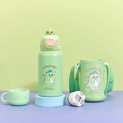 Tragbare Wasserflasche mit Abdeckung Modernes Design Karikaturwasserbecher aus Edelstahl
