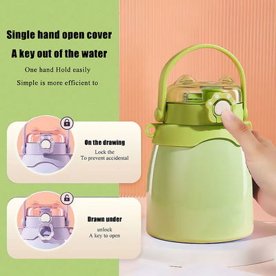 Outdoor-Stil benutzerdefinierte Doppelwand Vakuumflasche Edelstahl Wasserflasche mit Stroh