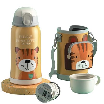 Anwendbar für Menschen 550ml niedliche Zeichentrickfilm Kinder Wasserbecher mit Smart Cover