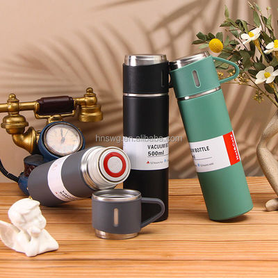 Weihnachts-Kundengeschaltesignal Reise-Geschäftsgeschenk-Set 500 ml Kapazität Edelstahl-Vakuumflasche