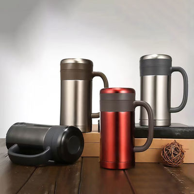 Edelstahl-Reisemug mit Griff Genießen Sie Ihre Lieblingsgetränke jederzeit und überall