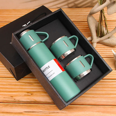 Firmengeschenk-Set 201 Edelstahl-Vakuumflasche mit 3 Schlauchbechern