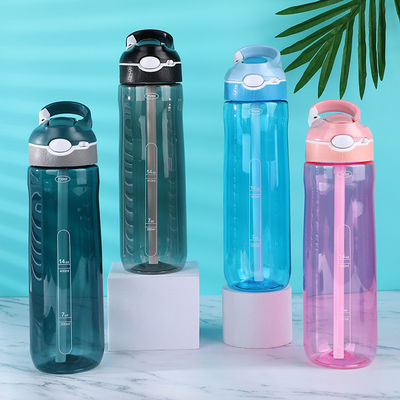 Farbenfrohe Sport-Shaker mit Stroh einfache und beliebte 25oz Tritan Plastik Wasserflasche