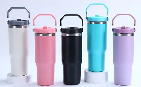 Vakuumisolierte 30oz Edelstahl Sportflasche mit Flip Stroh und Griff