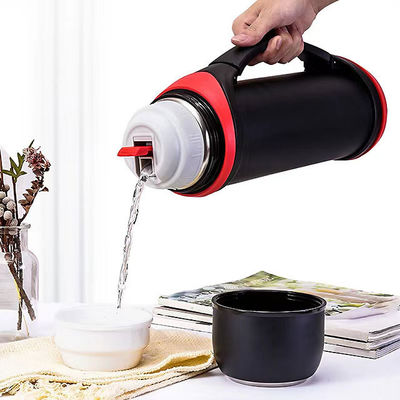 Isolierte Edelstahl-Wasserflasche für Erwachsene, die Getränke im Sport warm und kalt halten