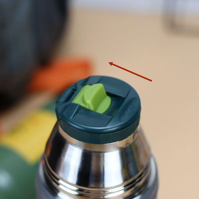 Wärmedämmungsleistung 12-24 Stunden Vakuumflasche Thermosbecher Geschenksatz für alle