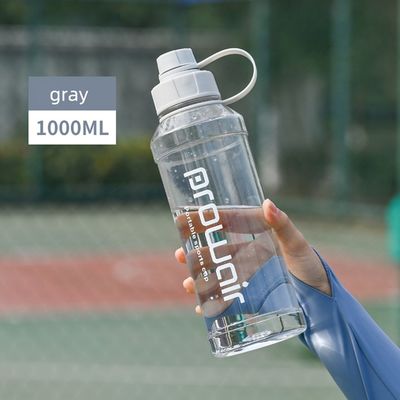 Nicht ausgestattet 1000ml PC Plastikwasserbecher für transparente kleine Mundflasche