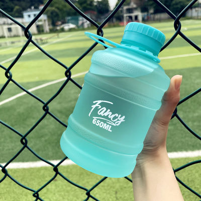 650 ml Mini-Eimer Plastik-Wasserflasche für umweltfreundliche Sportflaschen