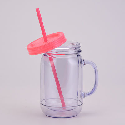 Unisex Plastik-Getrinkbecher mit Griffdeckel und Strohkapazität 501-600 ml Portable Design