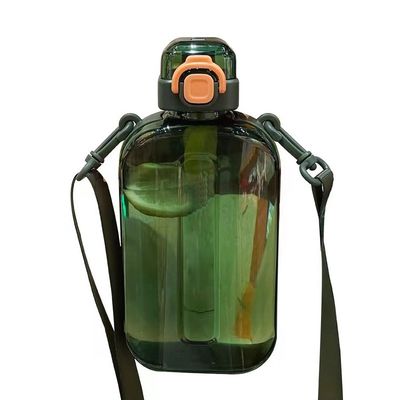 Plastik 750 ml Wasserflasche mit Stroh - Ihr Muss für Outdoor-Übungen und Fitness