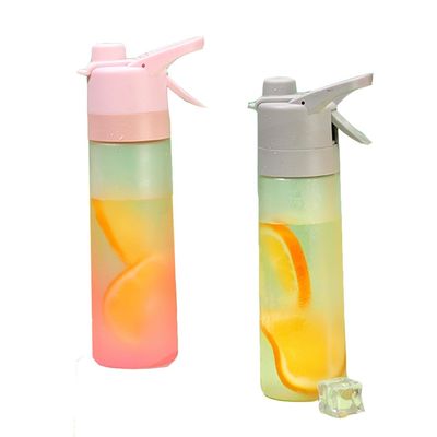 Doppelwand PC Kunststoff Sport Isolierter Spray-Wasserflasche für Outdoor-Fahrradsport