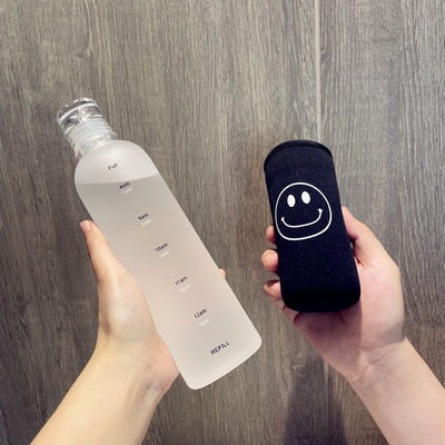 Nachhaltige 500 ml Gym Plastik-Wasserflasche mit Zeitskala undicht und BPA-frei