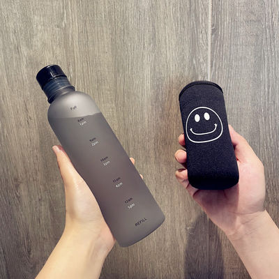 Nachhaltige 500 ml Gym Plastik-Wasserflasche mit Zeitskala undicht und BPA-frei