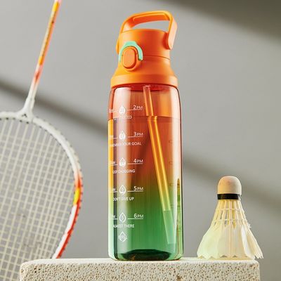 Direkttrinker Plastik-Fassungsfarbe 750 ml tragbare Sportwasserflasche für die Reise