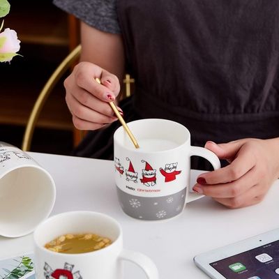 14 OZ Weihnachtskaffeetasse mit lustigen Weihnachtsmann-Design-Geschmacksbechern heiße Schokolade