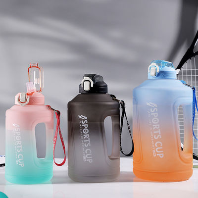 Große Kapazität BPA-freie Fitness-Sport-Wasserflasche Umweltfreundlich und gesund Vorteil