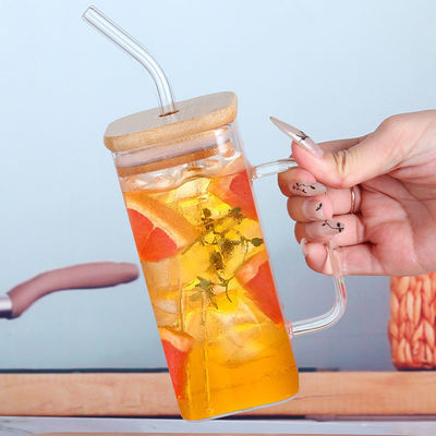 350 ml klare Quadratglas-Kalte Bier Tasse Transparente Glasbecher mit Bambusdeckel Kaffeebecher