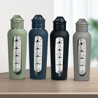 700 ml/1000 ml tragbare Glasflaschen mit individuellem Logo mit Silikonhüllen und Zeitstempel