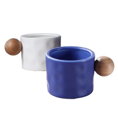 Nordic Style Keramik-Kaffeebecher mit Holzkugelgriffe 330ML Porzellan-Wiederverwendbare Tassen