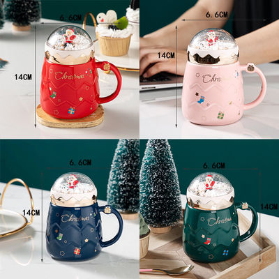 Zeichentrickfilm-Design-Stil Großkapazität Wasser-Weihnachtsmann-Tasse mit Deckel-Tasse für Geschäftsgeschenke