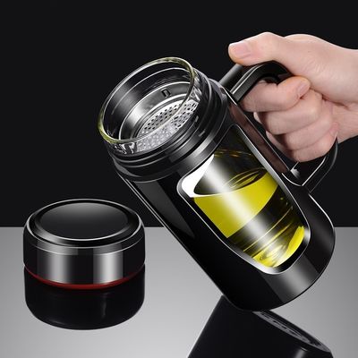 Klassische Wasserflasche mit Doppelschicht-Dämmung und rutschfester Glashülle
