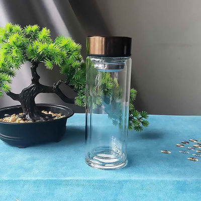 Custom Print Nachfüllung Handgefertigte Öko-freundliche Glasflasche mit Deckel Nachhaltig und stilvoll