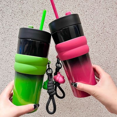 Alle Anwendbaren Menschen werden diese große Kapazität Thermosbecher für Outdoor-Aktivitäten lieben