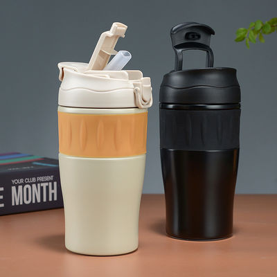 500 ml Edelstahl Doppelwand Tragbare Tumbler mit Strohdeckel für kundenspezifische Farbe Outdoor