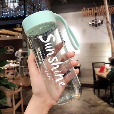 OEM-Service akzeptiert 600 ml umweltfreundliche Plastikbecher für Studenten Außenwasserflasche