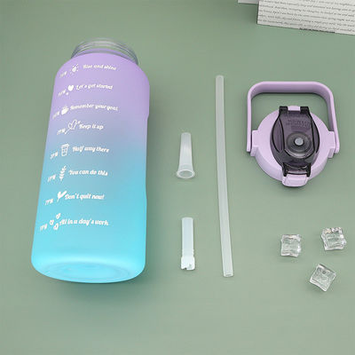 Outdoor Sport 2L Plastik-Wasserflasche mit Kapazitätsleitung und Korrosionsschutzbeschichtung