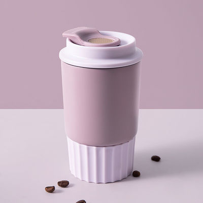 Isolierte, wiederverwendbare Kaffeetasse aus Edelstahl für die Bequemlichkeit von Reisen und Pendeln