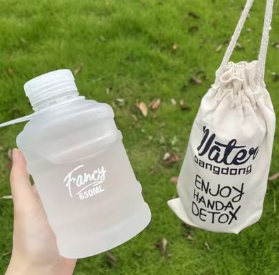 680 ml große, direkte Trinktasse perfekt für Studenten und Aktivitäten im Freien