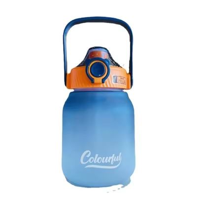 Minimalistischer Design 1100ml 1300ml PC Plastikflasche mit individuellem Logo