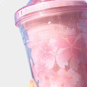 Wärmedämmung Kirschblüten Wasserflasche 480ml Customized Logo Plastik Tumbler Cup