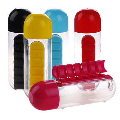 Kochwasser Multifunctional 600ML 2 in 1 tägliche Plastik-Wasserflasche mit 7-Tage-Pillenkoffer
