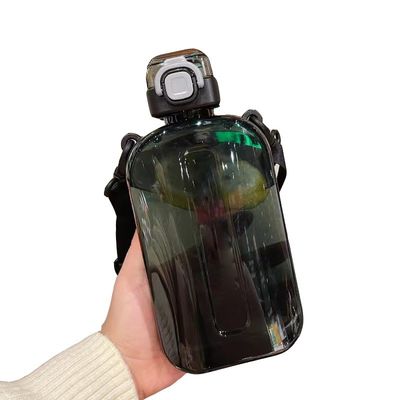 Custom Logo Quadratische transparente Wasserflaschen 750ml für den Fitnessstudio Sport undichtem Kunststoff