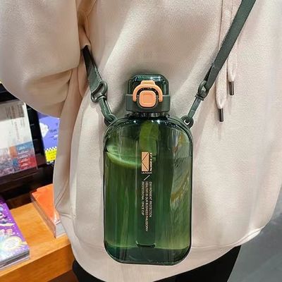 Custom Logo Quadratische transparente Wasserflaschen 750ml für den Fitnessstudio Sport undichtem Kunststoff