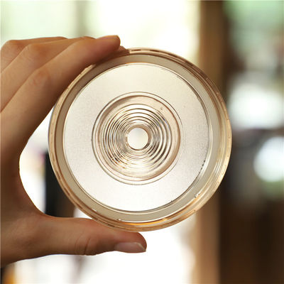 BPA-freie wiederverwendbare Bürokuppen 700ml Plastik-Tumbler mit Deckel und Stroh