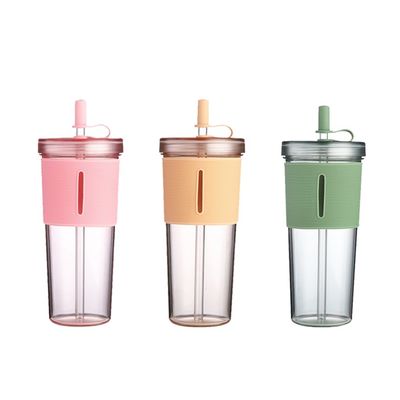 BPA-freie wiederverwendbare Bürokuppen 700ml Plastik-Tumbler mit Deckel und Stroh