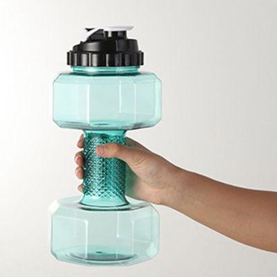 2.2L Fitness Dumbbell Cup Kreative Sportflasche Persönlichkeit und für Erwachsene anwendbar