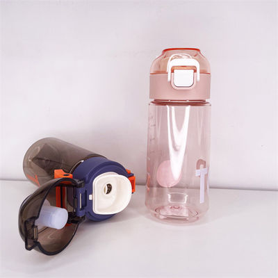 Wasserflasche für Outdoor-Sportreisen mit Touch-Skala und Handgriffe aus Tritan